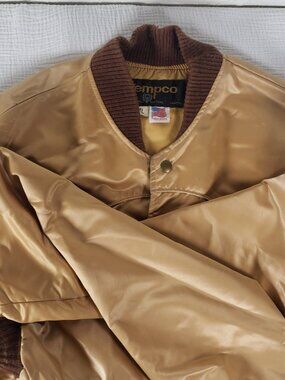 Vintage Tempco Quilted Jacket Mens L Tan Brown USA Made Snap Front Coat